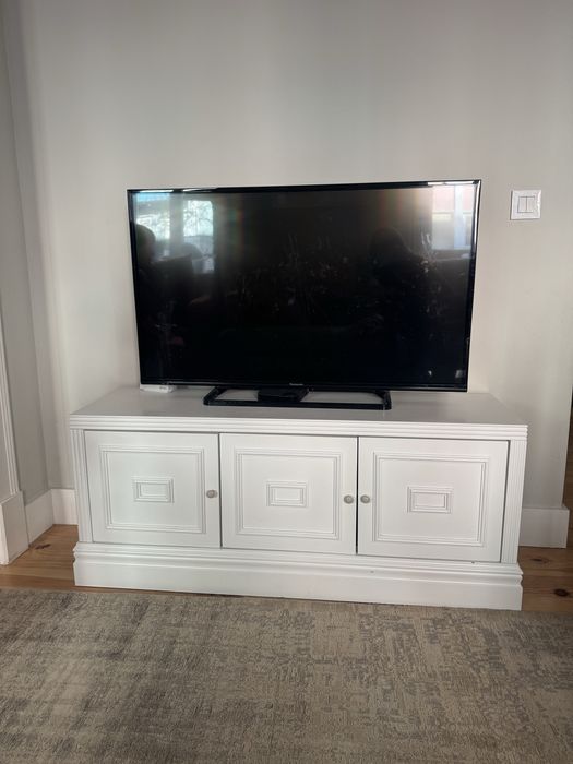 Móvel televisão bom estado