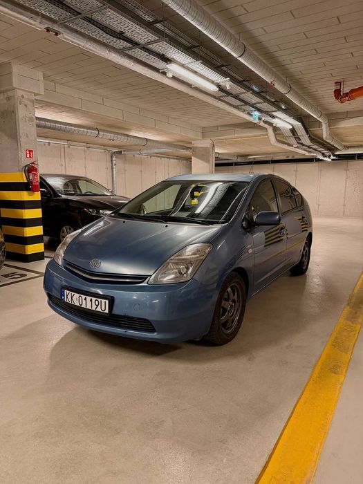 PRIUS NHW20 / LPG / 2006 r. / OC do 02.2027 / BT do 08.2027