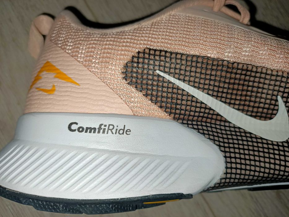 Nike buty damskie trailowe Jupiter Trail 3 rozm. 41