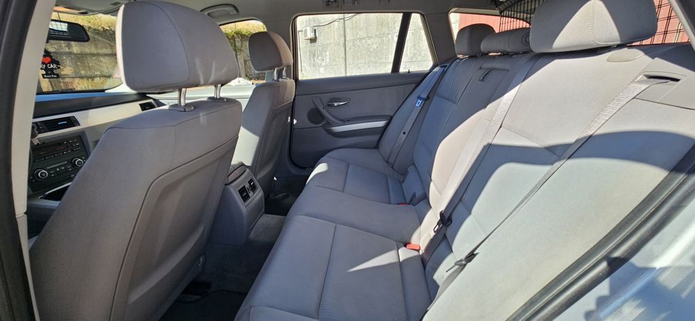 BMW 320d Touring 2010 – Revisões na Marca