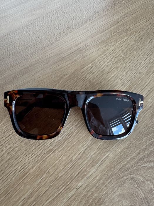 Сонцезахистні окуляри Tom Ford