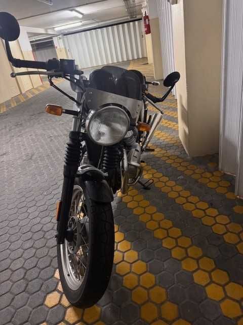 Royal Enfield Continental GT 650 em muito bom estado