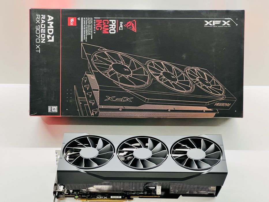 Placa Gráfica XFX AMD Radeon RX 9070 XT "RDNA 4" Swift Triple Fan Gaming 16GB GDDR6