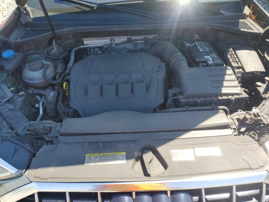 Бампер Audi Q3 83a розборка Ауді Кю 3  рест LX7G
