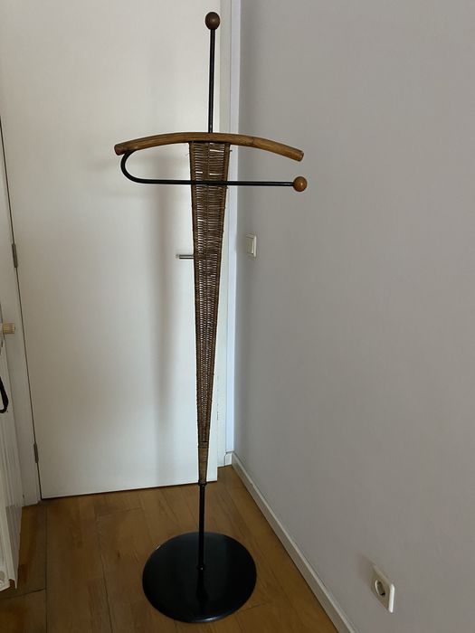 Cabide em ferro e verga