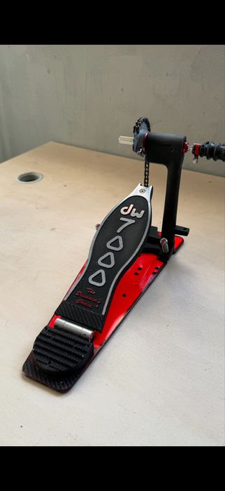 Podwojna stopa DW7000