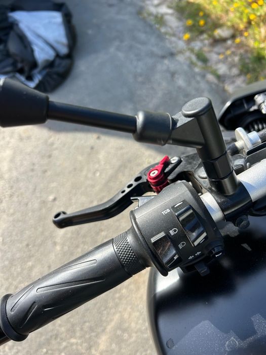 Yamaha MT09 ano 2021 c/ 9420 kms