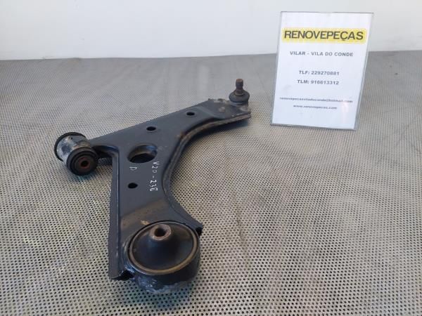 Braço de suspensão frente direito OPEL Corsa D