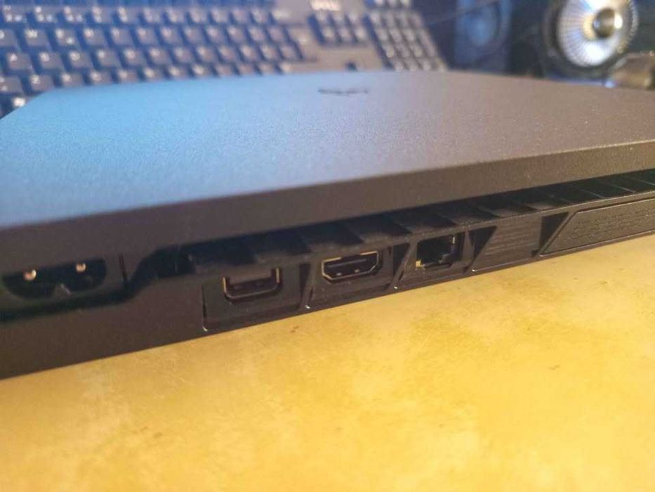 Playstation 4 Slim Como Nova Com Comando Original Sony