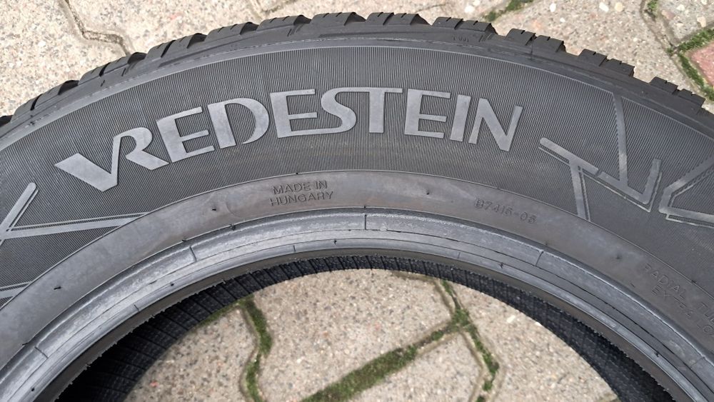205/60R16 96H Vredestein Wintrac