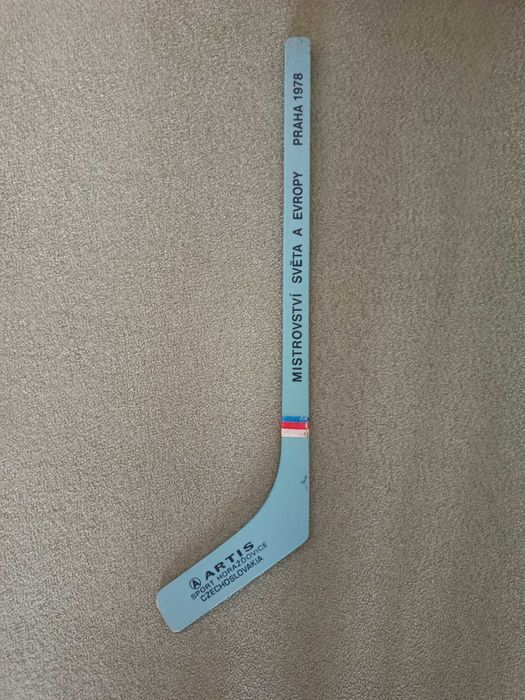 Хобби. Хоккей. Хоккейная клюшка. Сокол Киев СССР/Украина 1981. Польди Кладно Чехия. Чемпионат мира 1978
