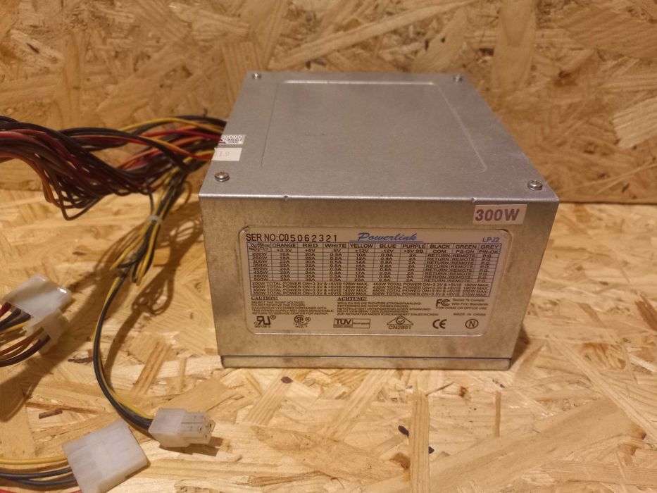 Продам БП (БЖ) блок живлення для  компʼютера Powerlink 300Watt