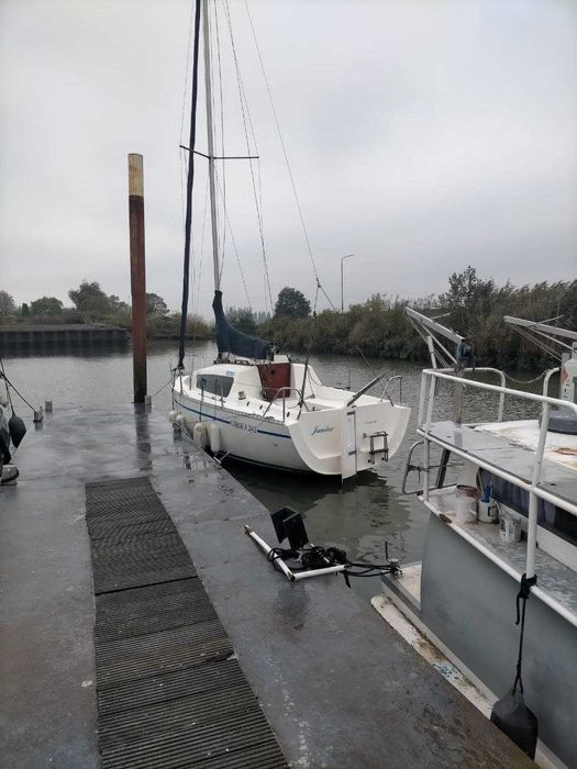 Яхта парусная GibSea 242