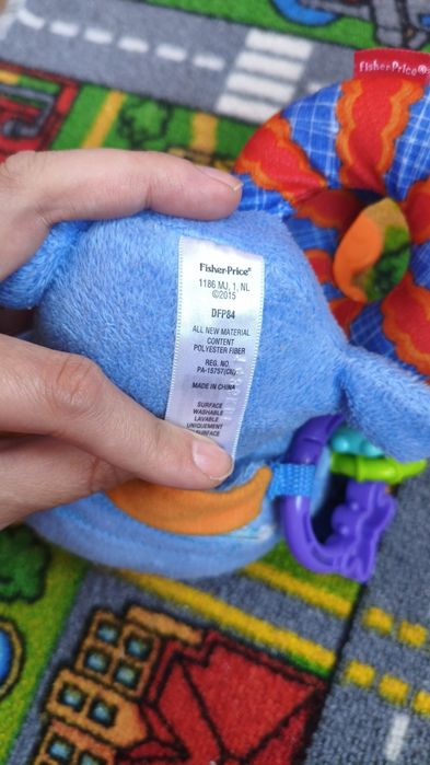 Pluszowa małpka muzyczna Fischer Price