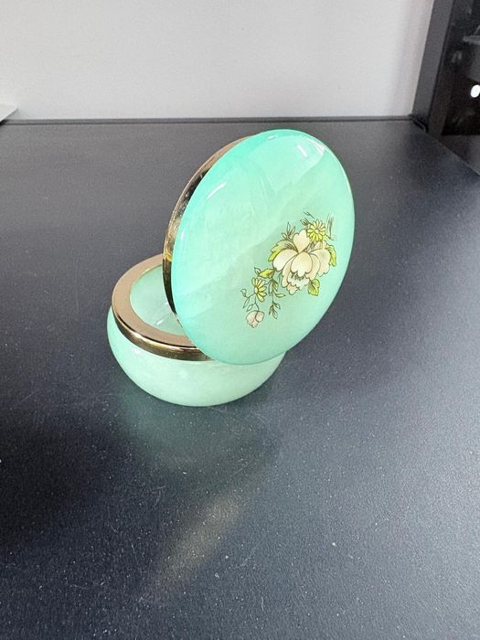Szkatułka z kwiatem vintage włoski alabaster