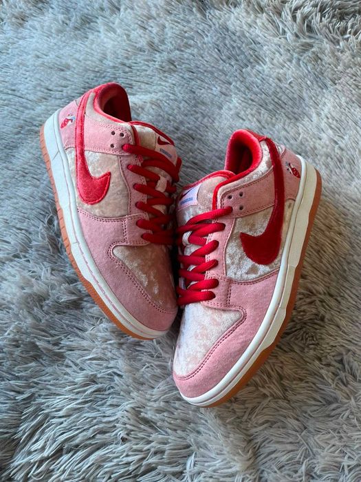 Nike SB Dunk Low StrangeLove Size 40EU