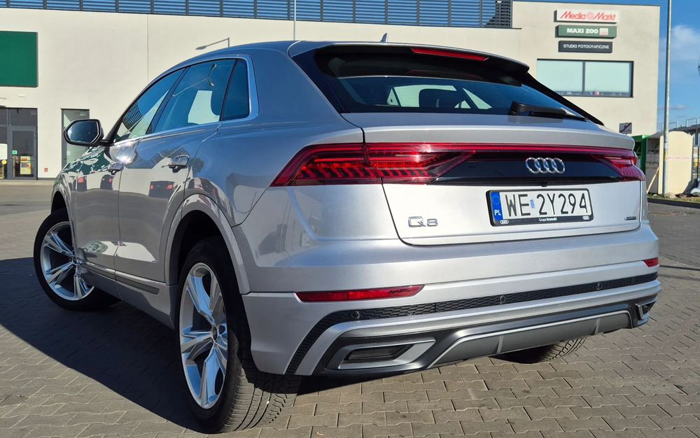Audi Q8 Salon Polska, tempomat ACC, serwis ASO