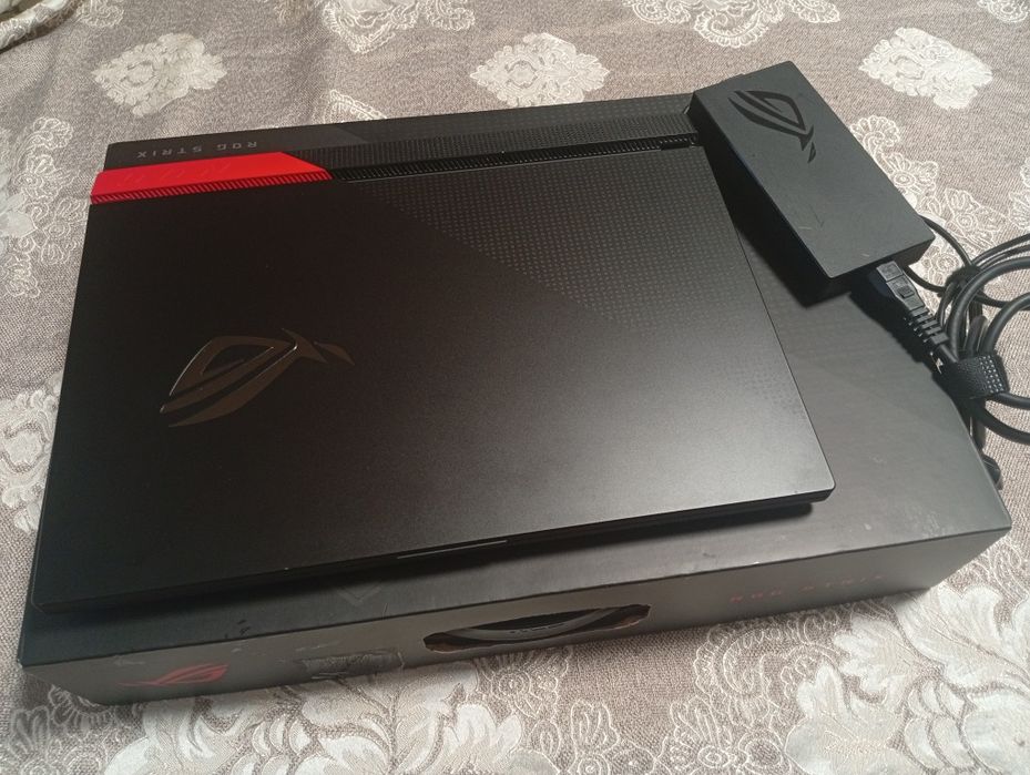 Ігровий ноутбук Asus Rog Strix G513