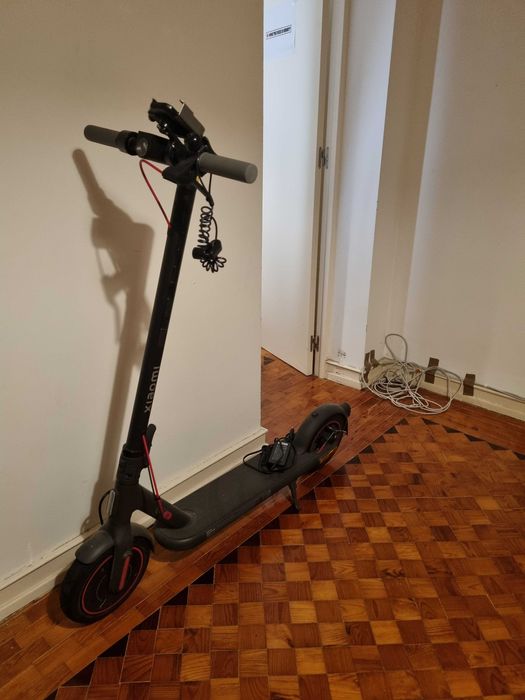 Xiaomi Electric Scooter 4 Pro – Like New!