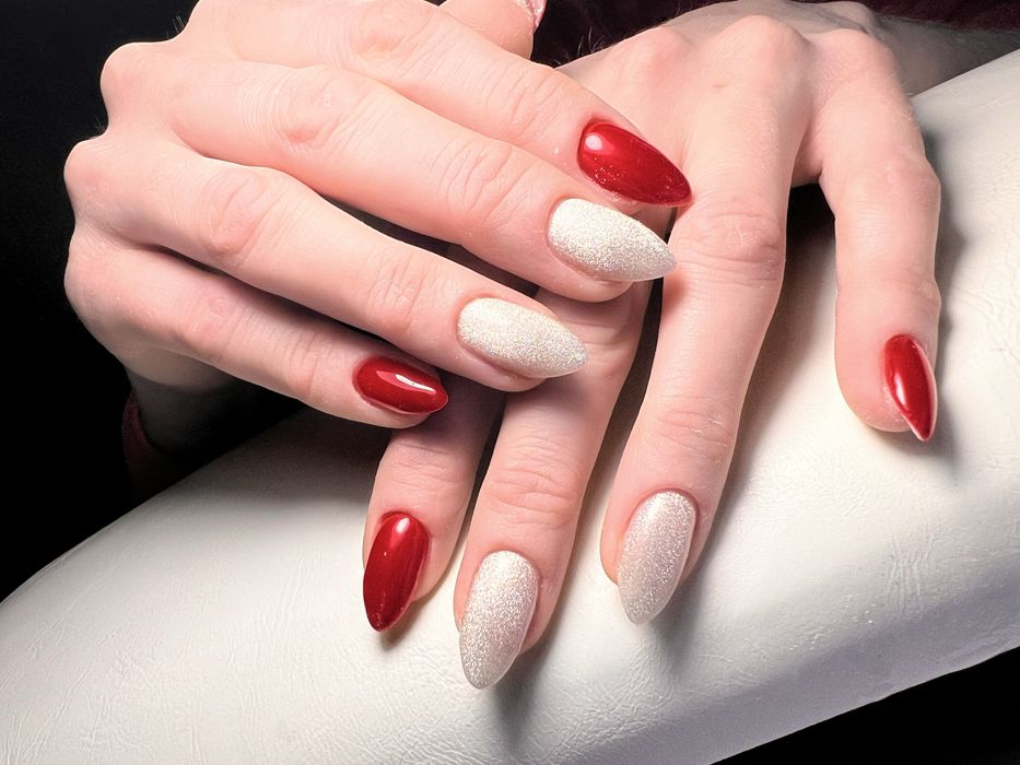 robienie paznokci/pedicure