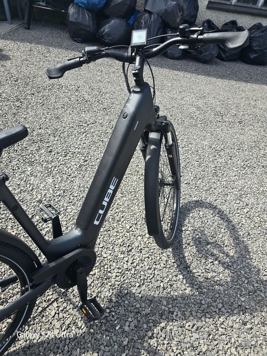 Rower elektryczny damski Cube Touring One Gołkowice • OLX.pl