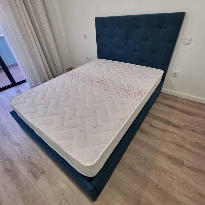 Camas de Casal Estofadas de Luxo 199€ Disp. em Várias Cores! 190x140m!