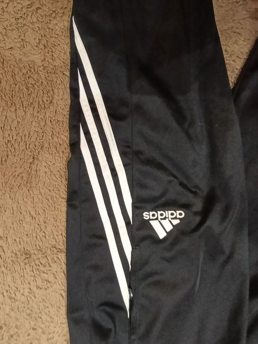 Spodnie dresowe Adidas rozmiar 147-158