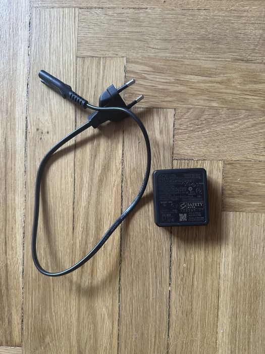 Мережевий адаптер живлення (зарядка) Sony