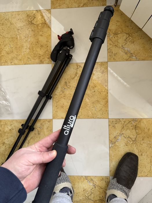 Штатив Manfrotto та монопод