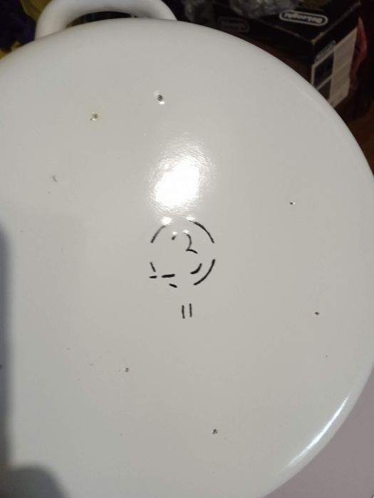 Кастрюля эмалированная "Красные маки" 2 литра