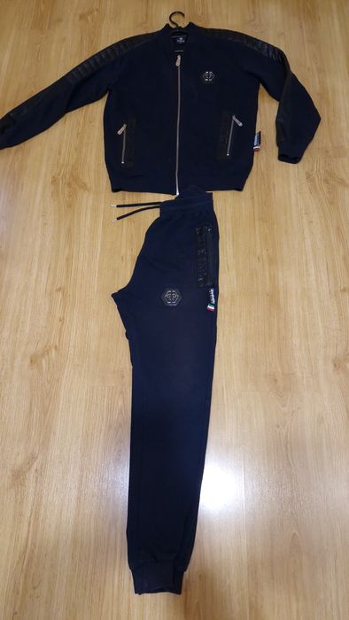 Dres  Philipp Plein  roz. M