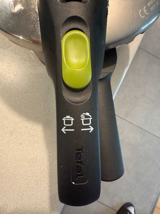 Sprzedam szybkowar Tefal Secure Click 6L + koszyk