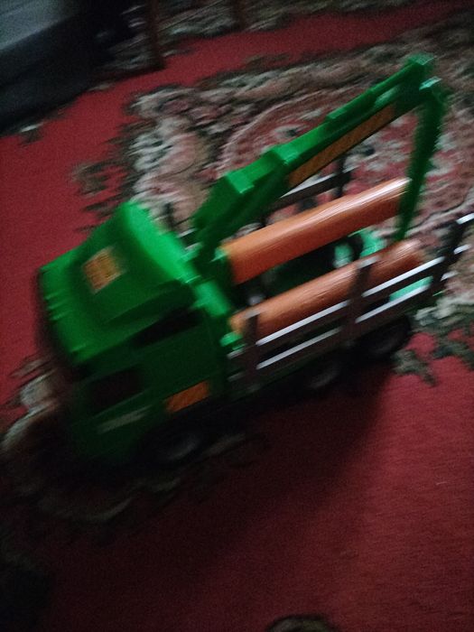 Samochód leśny Wader-zabawka.