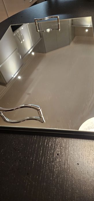 Vendo Bandeja feita por um Artesão Vidreiro. Vendo 10 Taças de ceramica de Alcobaça