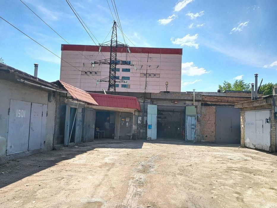 Гараж 225квм під СТО Техстанція Малярка Рихтовка Підіймачі Троєщина