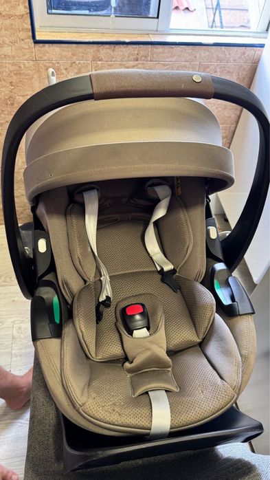 Maxi-Cosi Pebble 360 + Base FamilyFix 360 Isofix – Excelente Estado