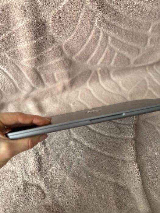 Macbook Air 13 2022 • 8gb|256gb