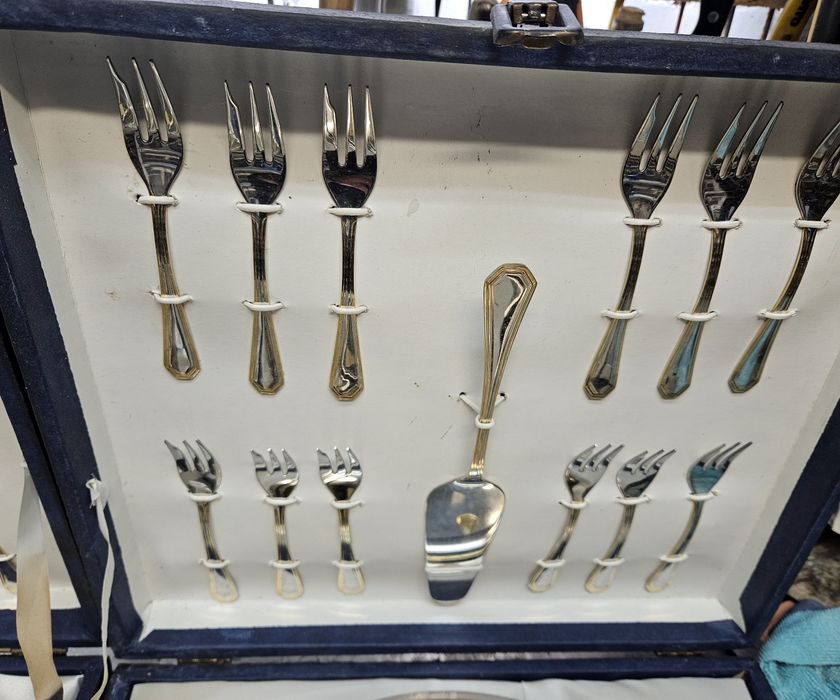 Conjunto de faqueiros