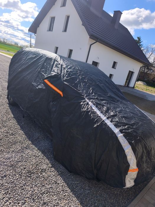 Mata na samochód przed Gradobiciem i UV