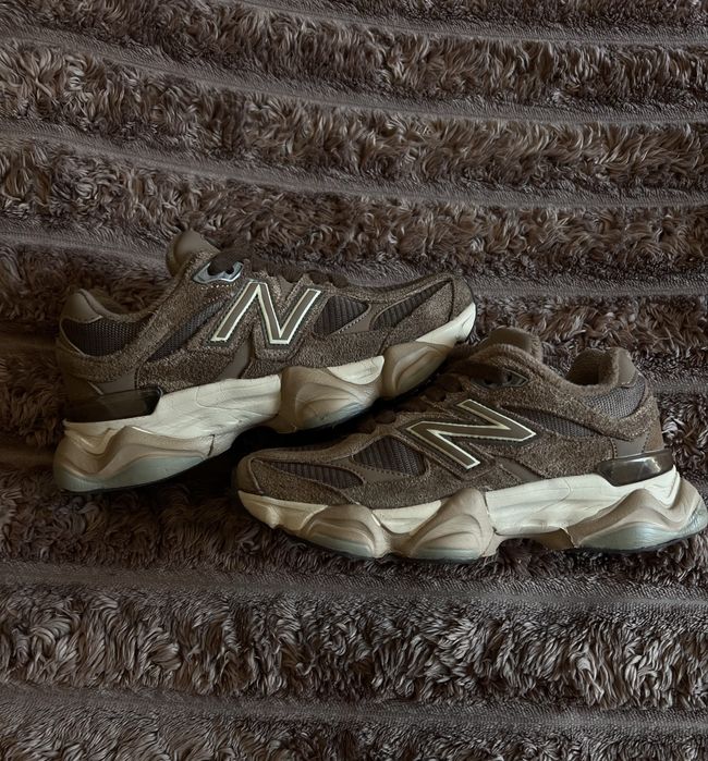 Кросівки New Balance 9060 у забарвленні Brown/Beige