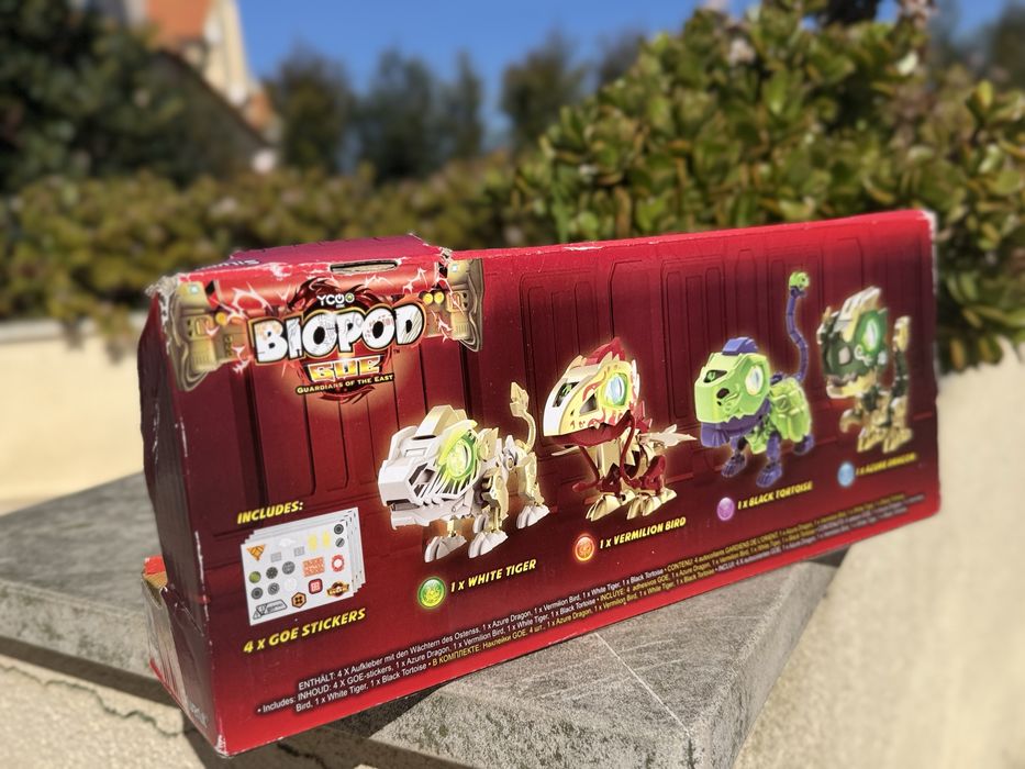 Brinquedo Biopods Guardians of the East