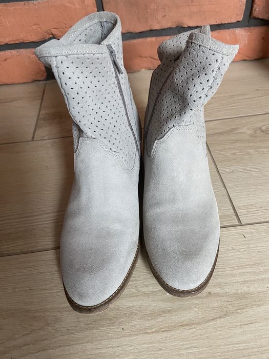 Botki. Firma Venezia. Rozmiar 38. Stan idealny.