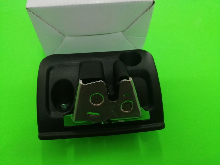 Fecho /Trinco da porta da mala Fiat Doblo 2001 a 2010