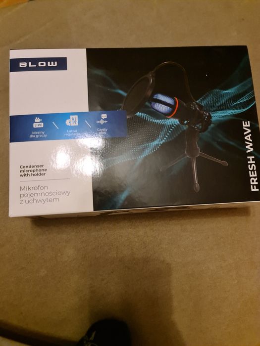 Mikrofon pojemnościowy ze stojakiem