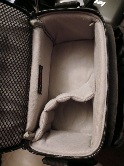 Цифровий фотоапарат Sony DSC- H50 з оригінальною сумкою Lowerpro