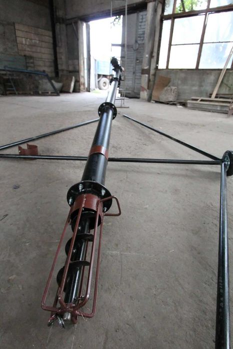 Шнековый погрузчик, винтовой конвейер, шнек, навантажувач, перегрузчик