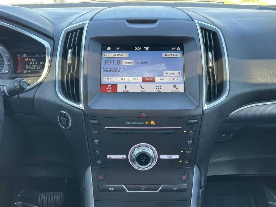 Ford Edge Titanium      2019