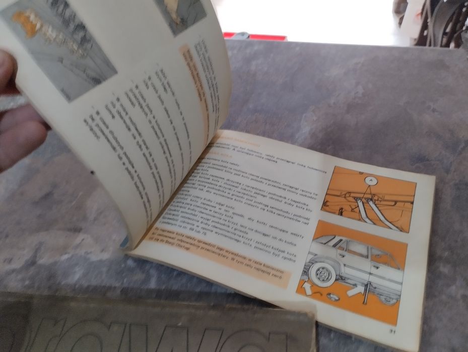 Stare Książki fiat 125p