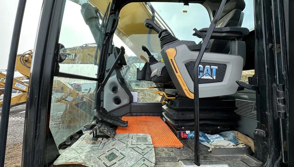 Caterpillar Caterpillar 330