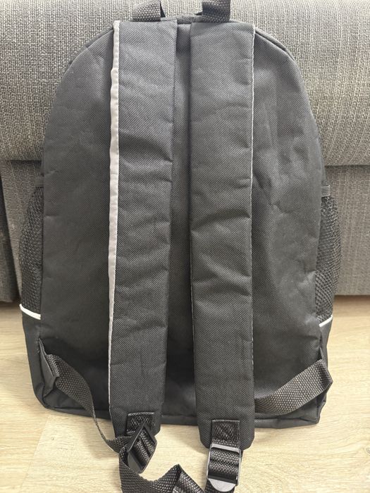 Mochila média preta